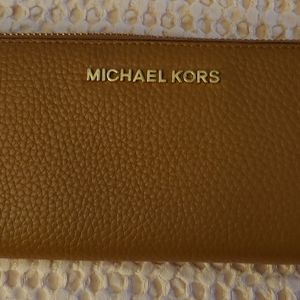 Brown Michael Kors Wallet